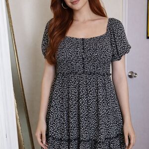 Black Floral Square-Neck Puff Sleeve Dress